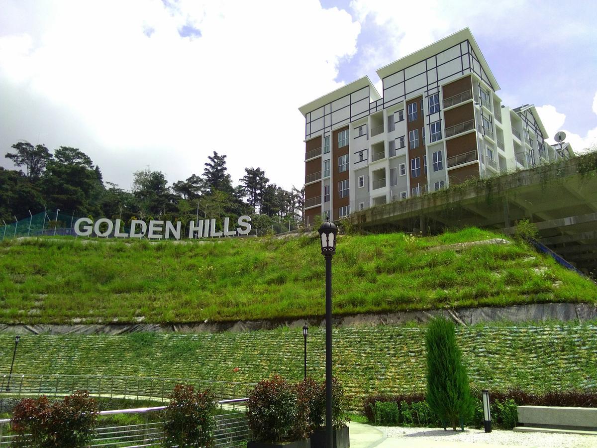 Golden Hill 3 Room Apt @ Night Market مرتفعات كاميرون المظهر الخارجي الصورة